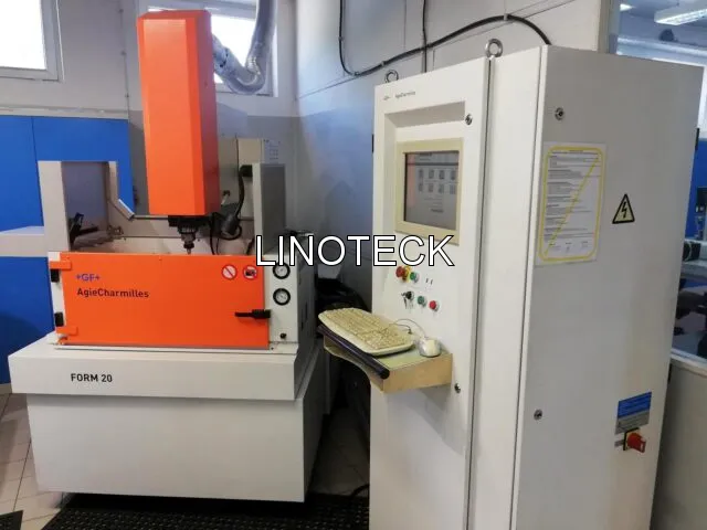 Conserto Máquina corte eletroerosão fio elétrico CNC penetração Agie Charmilles Form 25 Conserto Máquina corte eletroerosão fio elétrico CNC penetração Agie Charmilles Form 25