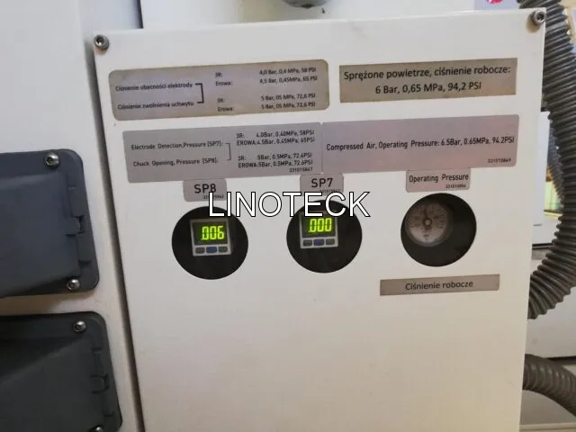 Assistência técnica da Máquina corte eletroerosão fio elétrico CNC penetração Agie Charmilles Form 25 Assistência técnica da Máquina corte eletroerosão fio elétrico CNC penetração Agie Charmilles Form 25